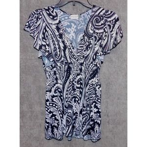 Jon & Anna, black and white patterned blouse